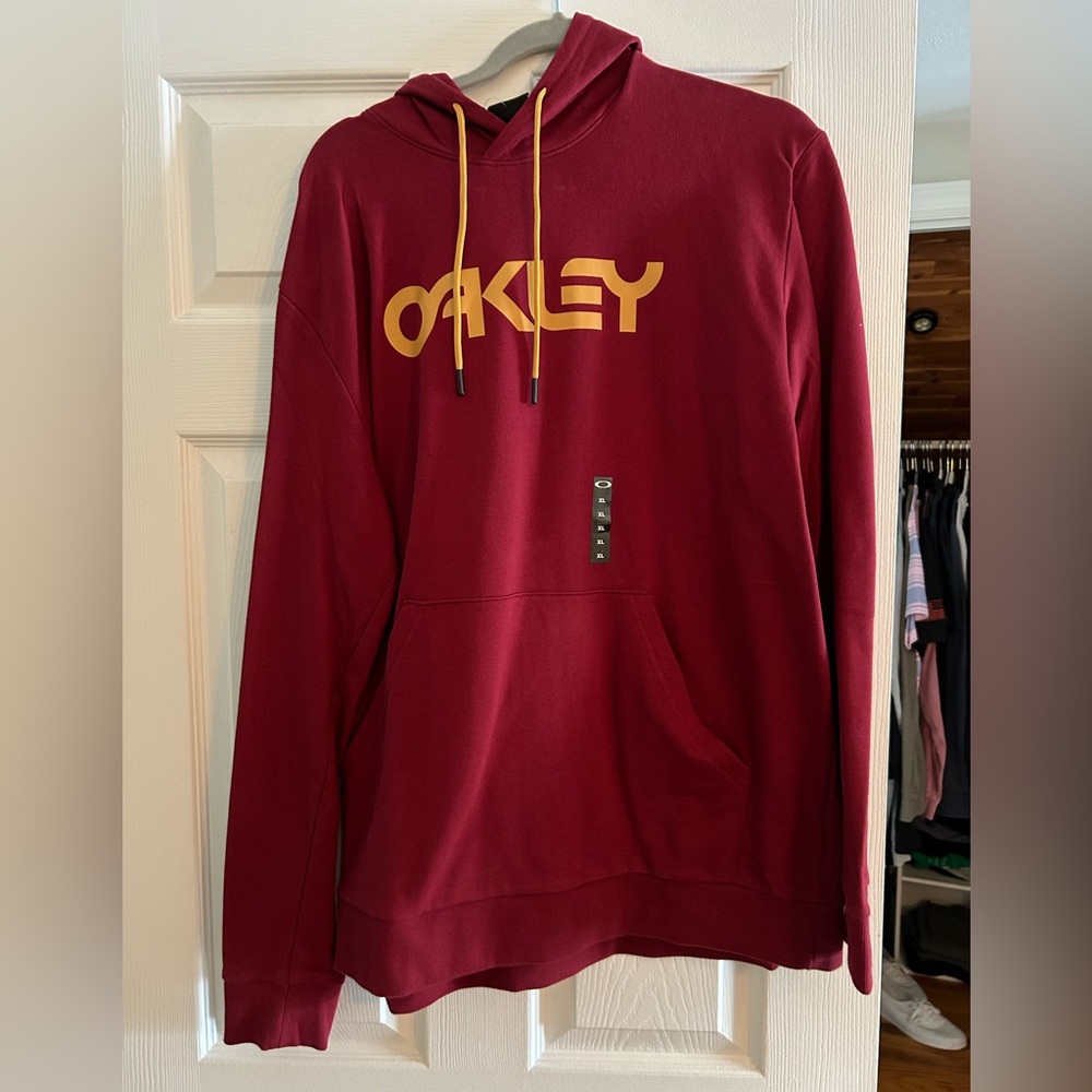 Oakley Hoodie